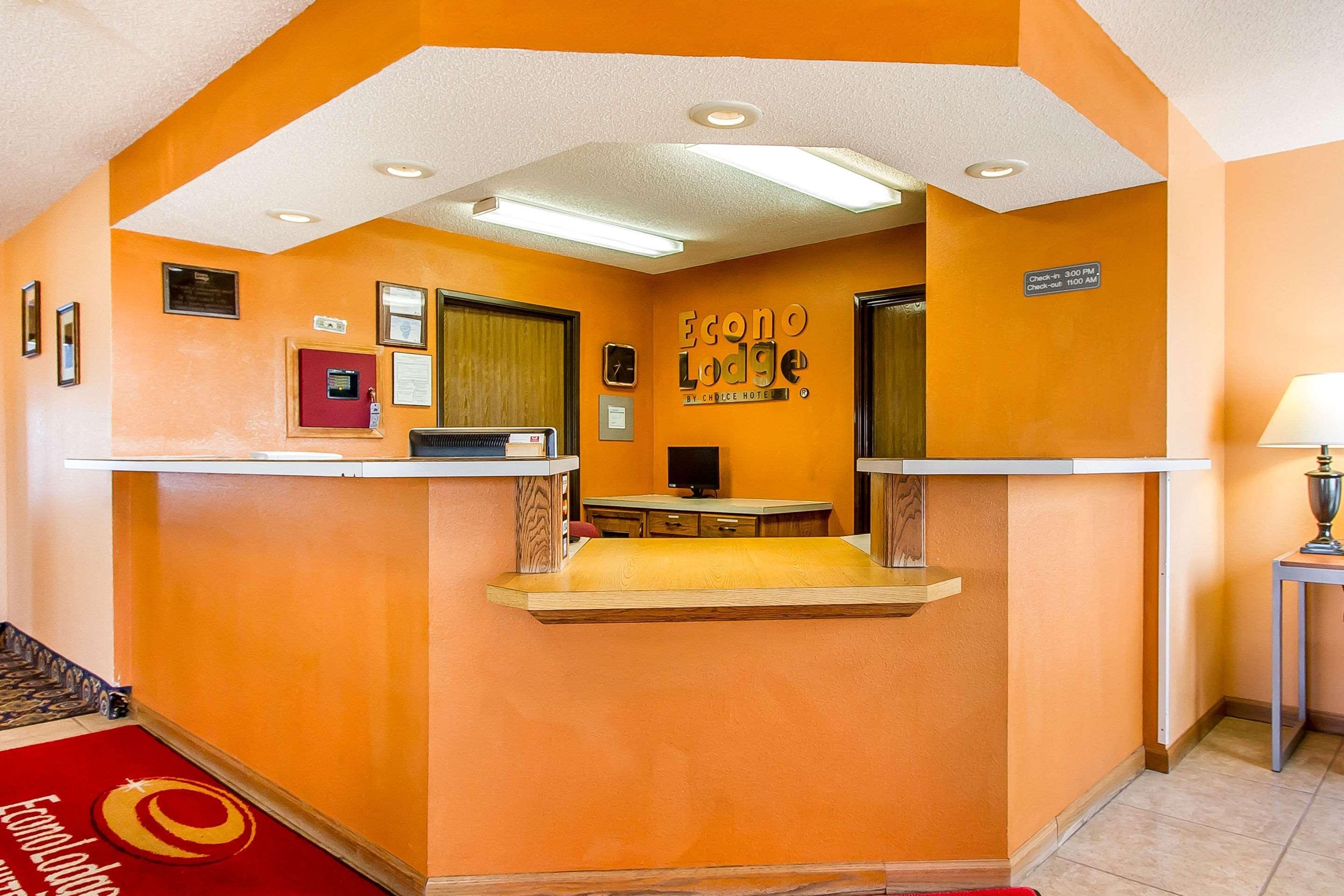 Hotel Econo & 2*